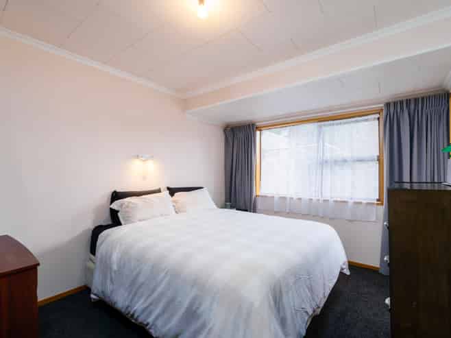 112B Tarbert, Alexandra