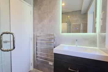 4/23 Melton Road, Mount Wellington