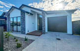 53 Parkland Loop, Milldale