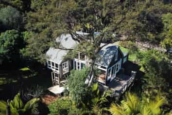 104 Medland Road, Great Barrier Island