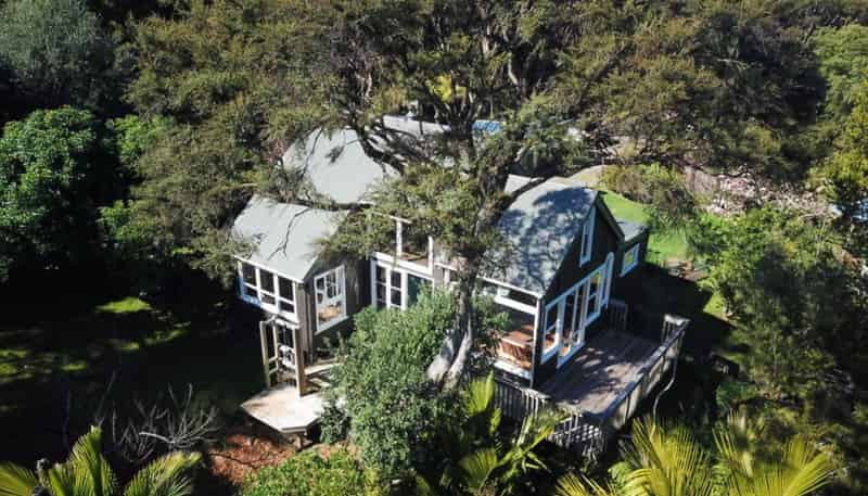 104 Medland Road, Great Barrier Island