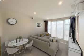42/8 Landscape Road, Papatoetoe