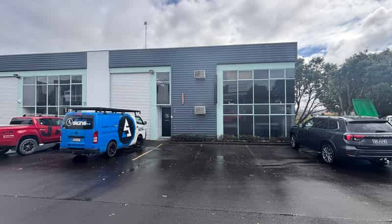 13F Ride Way, Albany