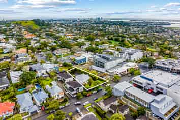 Fantastic THAB Zone Site in Central Remuera