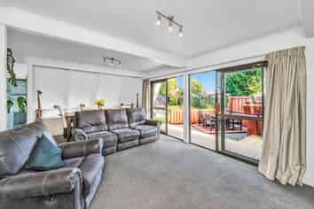 24 Torlesse Crescent, Darfield