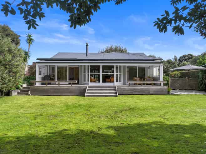 1 Pohutukawa Place, Mangawhai Heads