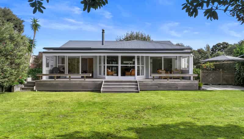 1 Pohutukawa Place, Mangawhai Heads
