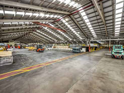 4.1ha industrial with scale, income and upside