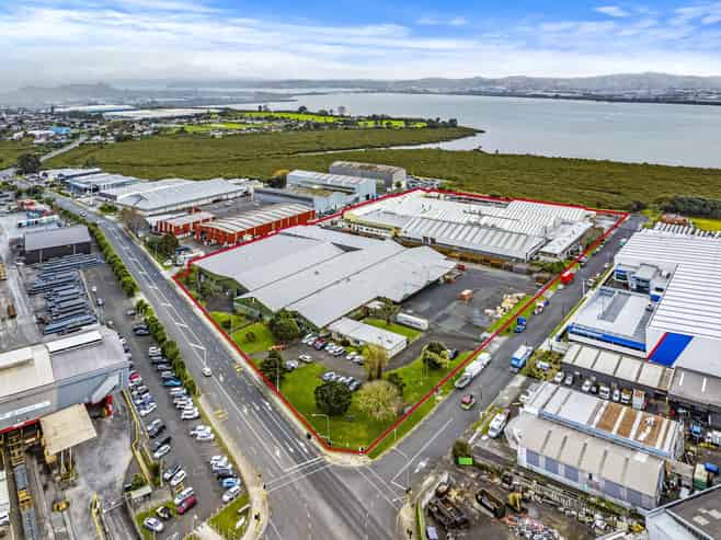 4.1ha industrial with scale, income and upside