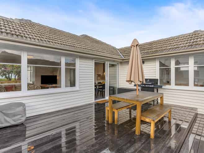 22 Kiln Street, Silverstream