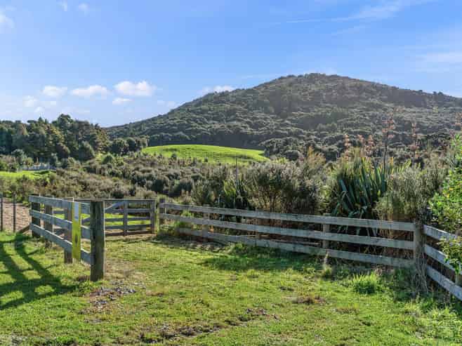 14 Pa Hill Lane, Mangawhai