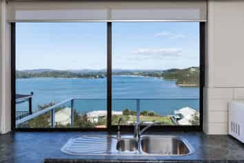 17 Binnie Street, Paihia