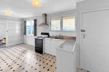 2 Brooklyn Road, Carterton