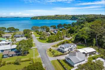 89 Clinton Road, Matakana