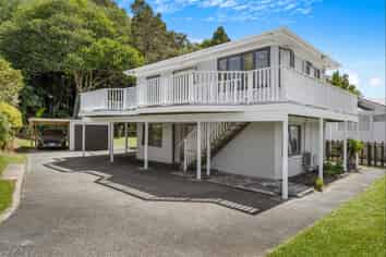 89 Clinton Road, Matakana