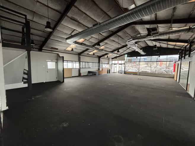 Road front on Great South Road – 410sqm