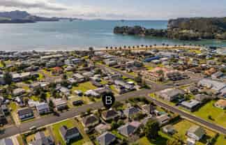 10a Hannan Road, Whitianga