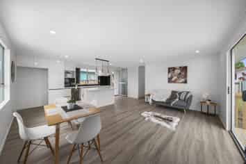 1/12 Kennington Drive, Clendon Park
