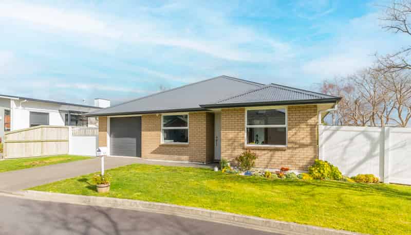 27 Parata Street, Waikanae