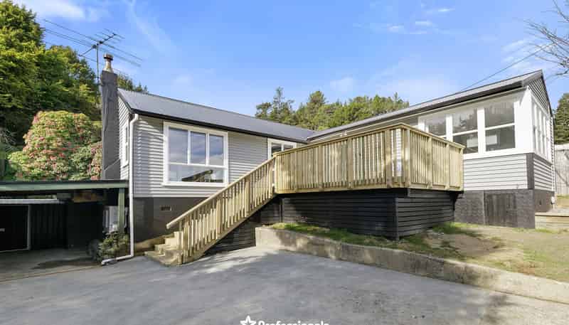 21 Kennedy Grove, Stokes Valley