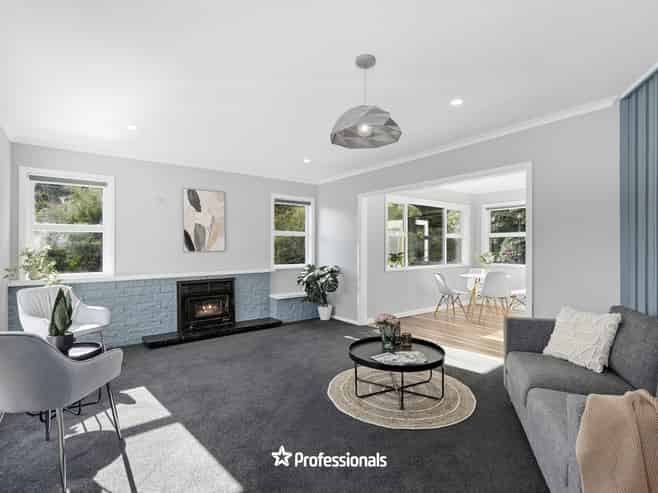 21 Kennedy Grove, Stokes Valley