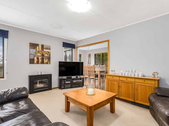 25 Russell Road, Wainuiomata