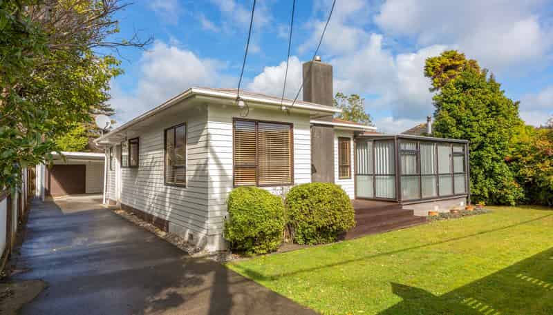 25 Russell Road, Wainuiomata