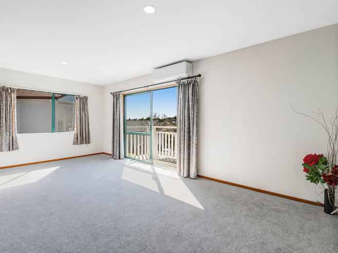 14 Jean Place, Stanmore Bay