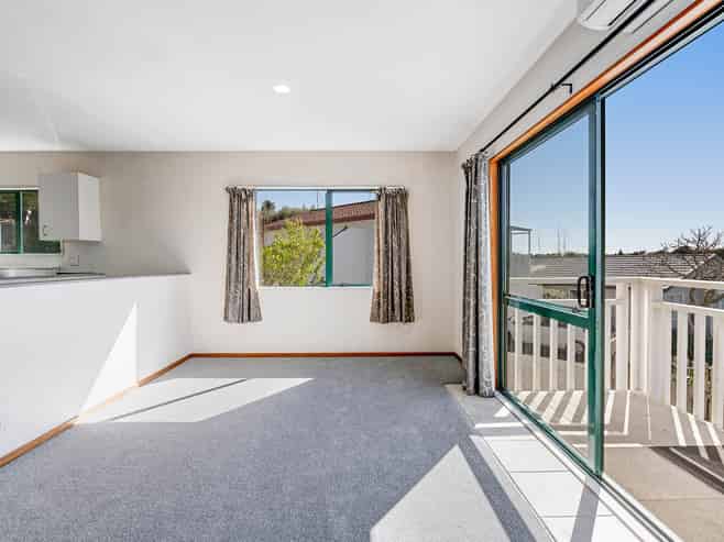 14 Jean Place, Stanmore Bay