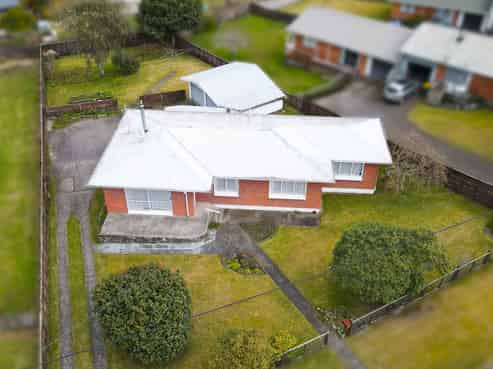 58 Thomas Crescent, Western Heights