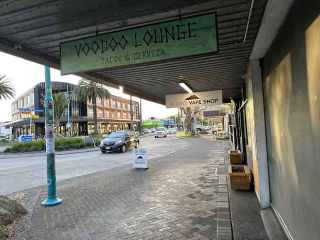 Hospitality or retail in the heart of the Mount