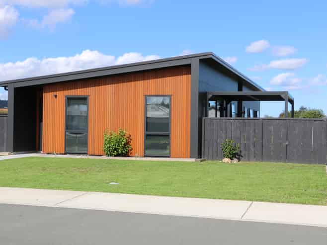 15 Palm Drive, Whitianga
