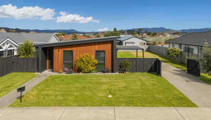 15 Palm Drive, Whitianga