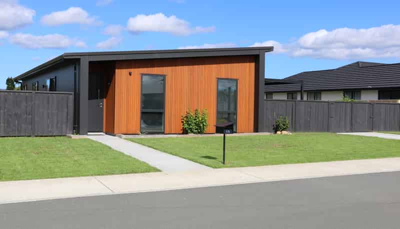 15 Palm Drive, Whitianga