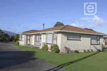 5 Papatotara Road, Tuatapere