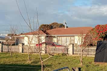 5 Papatotara Road, Tuatapere