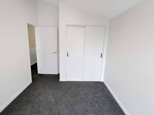7/50 Friend Street, Karori