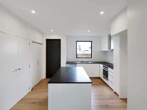 7/50 Friend Street, Karori