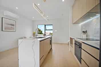 12/36 Seccombes Road, Epsom