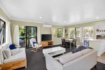 2/43 Sabulite Road, Kelston