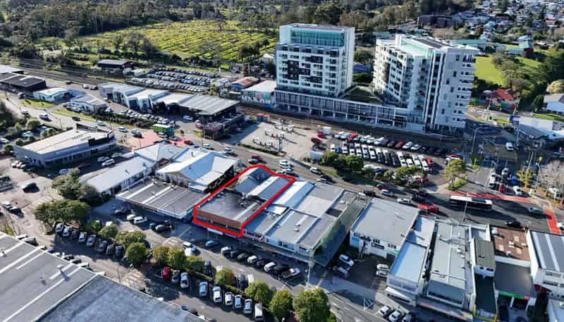 244-252 West Coast Road, Glen Eden