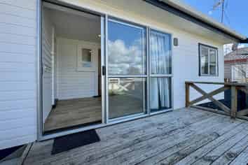 36 Bear Street , Tirau