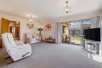 38 Edward Avenue, Orewa
