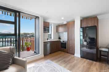 510/22 Library Lane, Albany