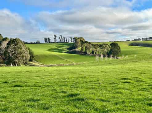 1156-1215 Hillend Road, Hillend