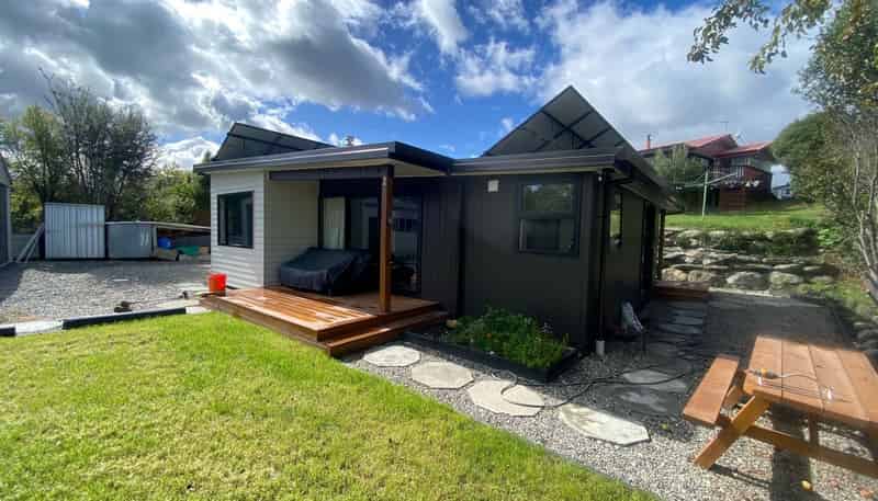 Cottage/68 Hopkins St, Luggate
