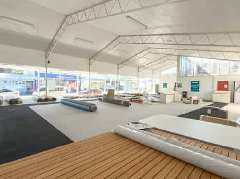 Blank Canvas, Top Location