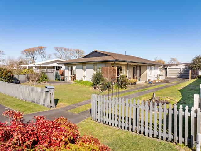 3 Dalton Crescent, Dinsdale