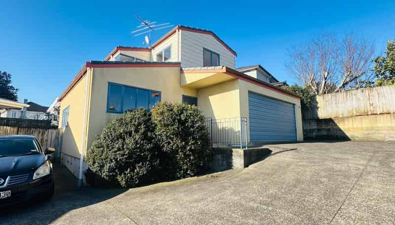 1/5 Carole Crescent, Pakuranga