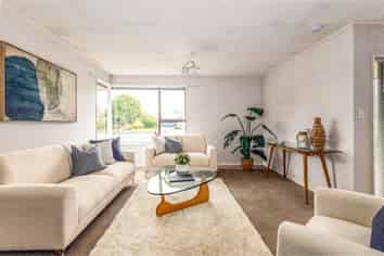 11 Williamson Place, Allenton